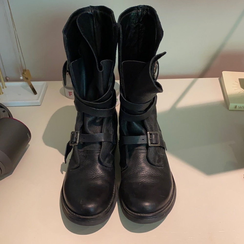 Steve Madden boots